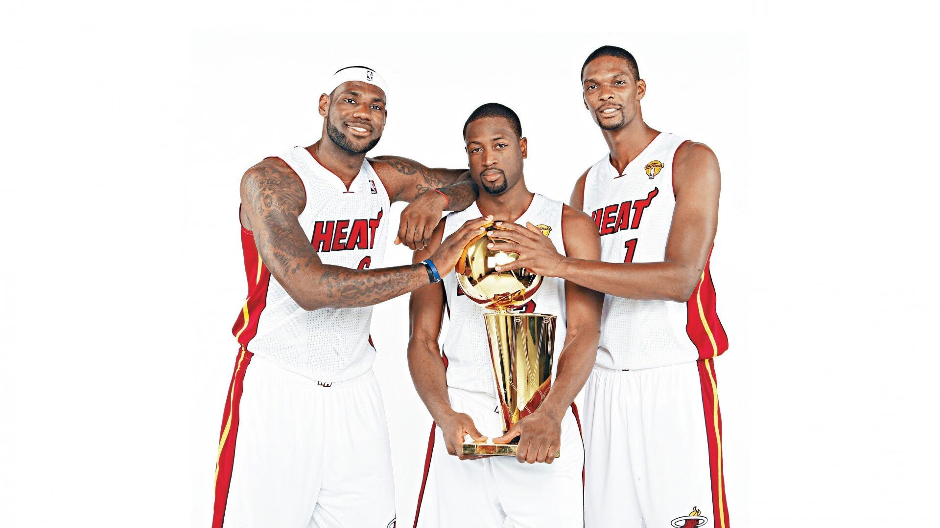 《王者荣耀》新英雄“龙魂”上线，技能炫酷吸引眼球